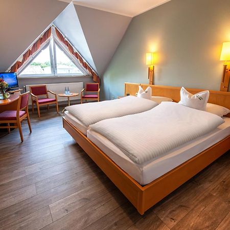 Hotel Restaurant "Zur Post" Holdorf Bagian luar foto