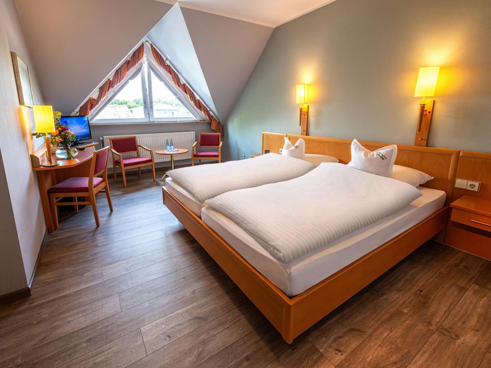 Hotel Restaurant "Zur Post" Holdorf Bagian luar foto