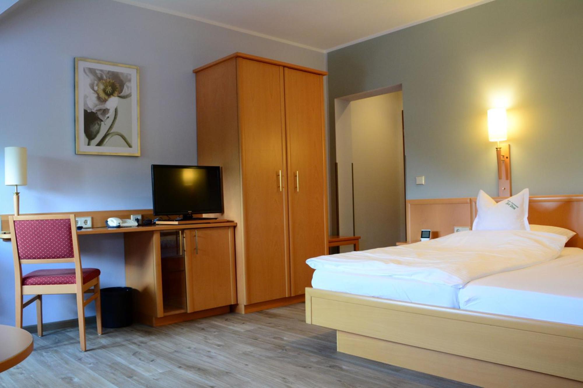 Hotel Restaurant "Zur Post" Holdorf Bagian luar foto