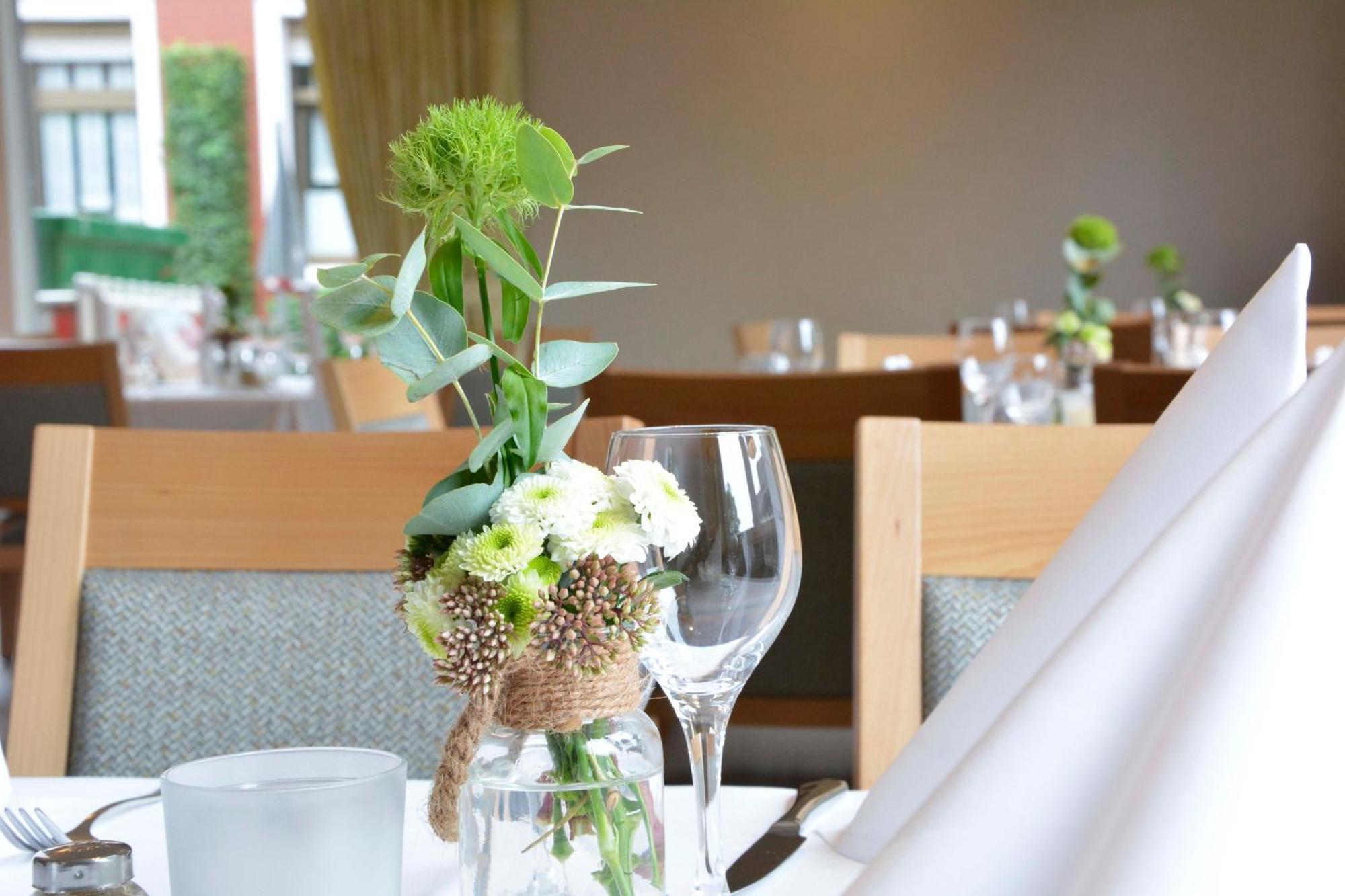 Hotel Restaurant "Zur Post" Holdorf Bagian luar foto