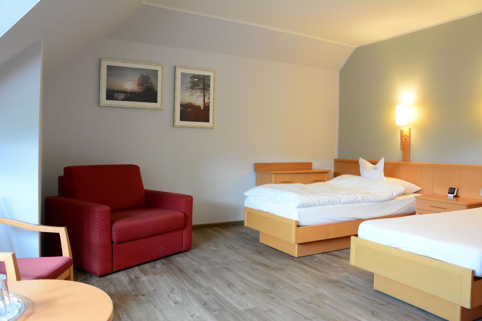 Hotel Restaurant "Zur Post" Holdorf Bagian luar foto