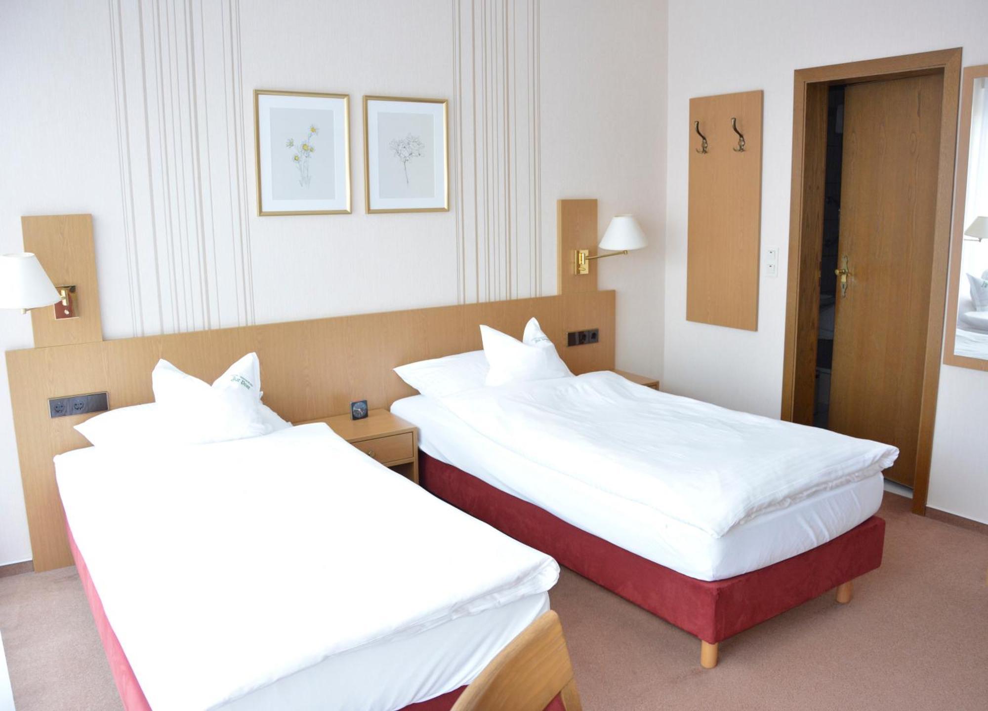 Hotel Restaurant "Zur Post" Holdorf Bagian luar foto